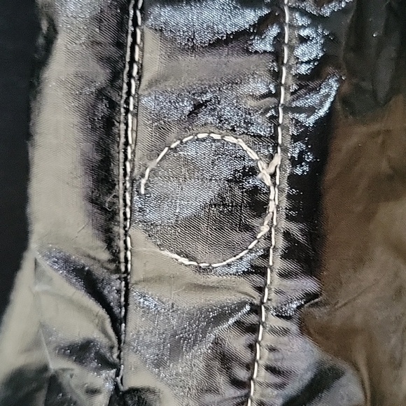 Lesportsac Artist in Residence Barrel Bag - Picture 11 of 11